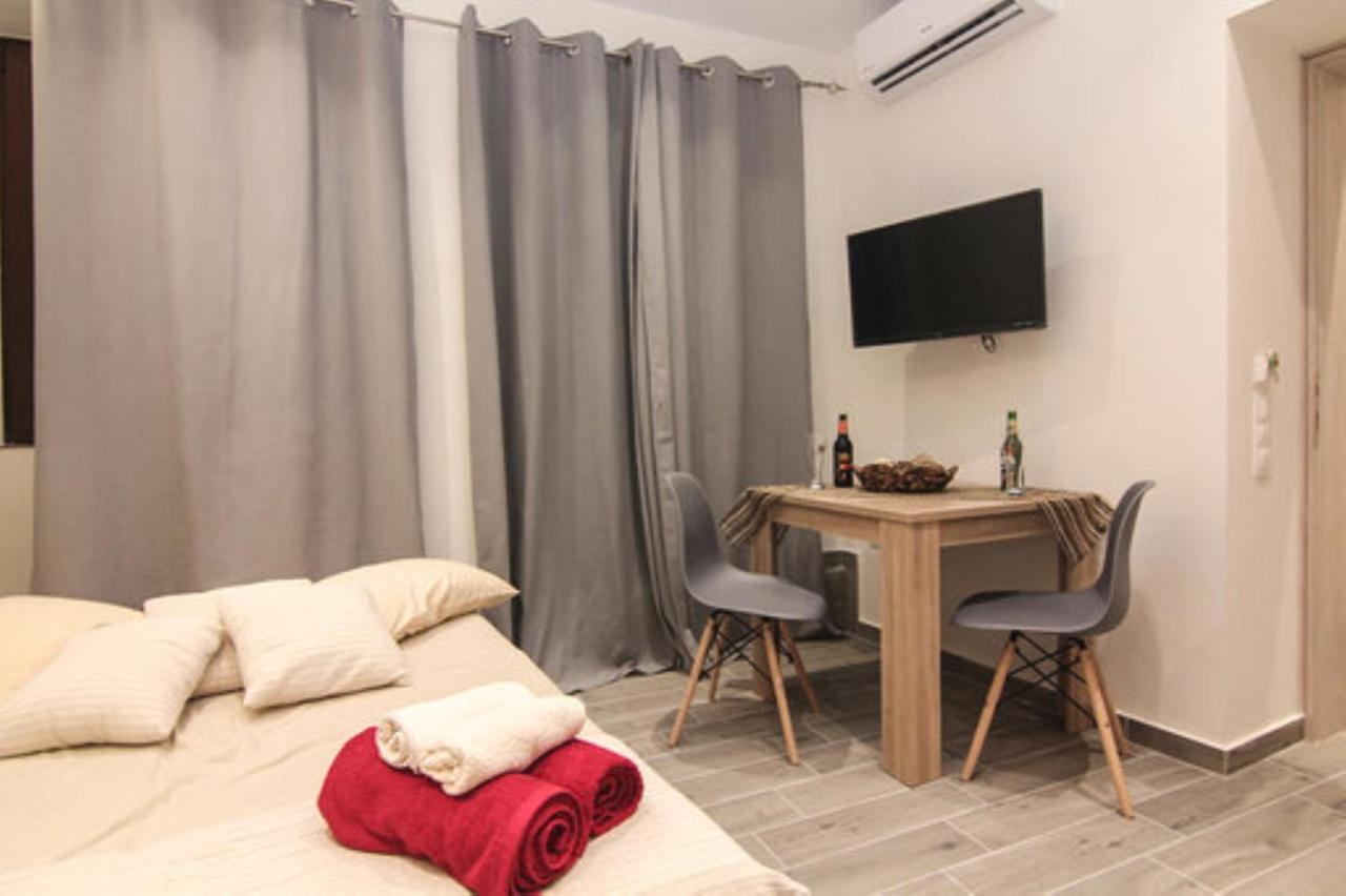 Contemporary Studios Old Port By Corfuescapes Corfu  Eksteriør billede